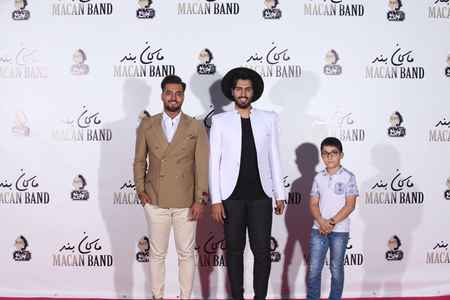 عکس های مراسم جشن امضای آلبوم ماکان باند (4)