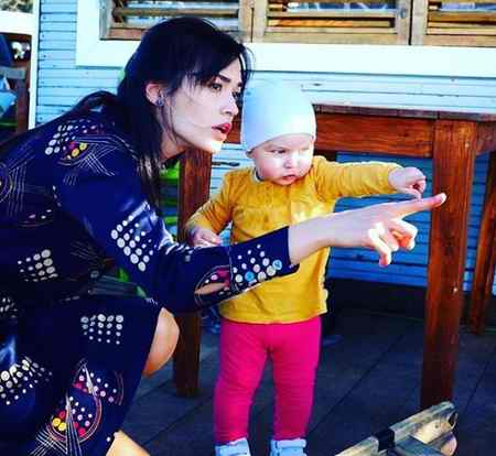 عکس های ملک در سریال ماکسیرا و بیوگرافی اجم اوزکایا (2)