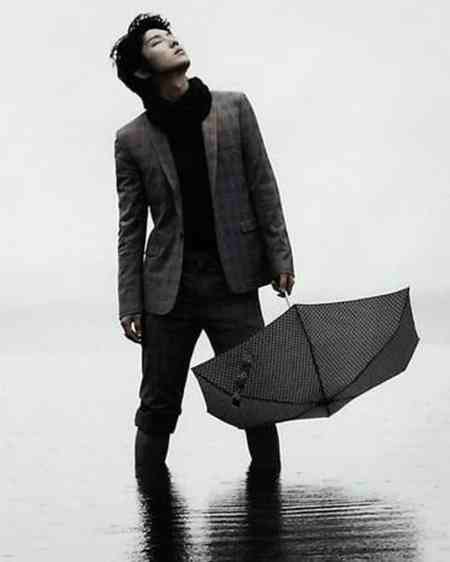 بازیگر نقش وانگ سو در سریال عاشقان ماه (2)