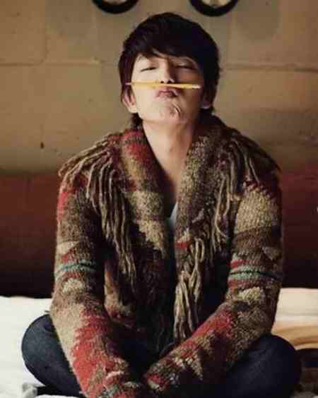 بازیگر نقش وانگ سو در سریال عاشقان ماه (6)