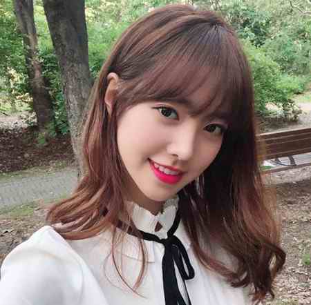 بیوگرافی بازیگر نقش اوک نیو در سریال اوک نیو (2)