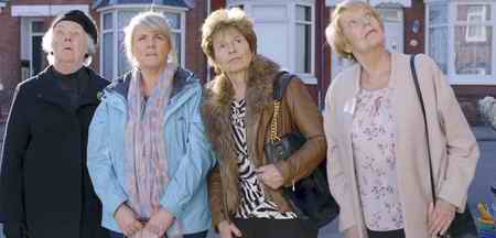 عکس بازیگران سریال Still Open All Hours + خلاصه داستان (3)