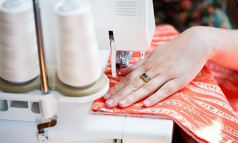 چگونه خیاطی را به شغل دوم پردرآمد تبدیل کنیم؟